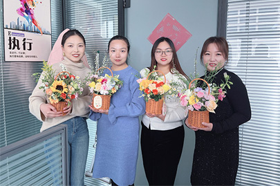 若水芳華，綻若春花！女神節(jié)到，聚丙烯酰胺廠家賽諾威恭祝天下所有女性芳華若春花！
